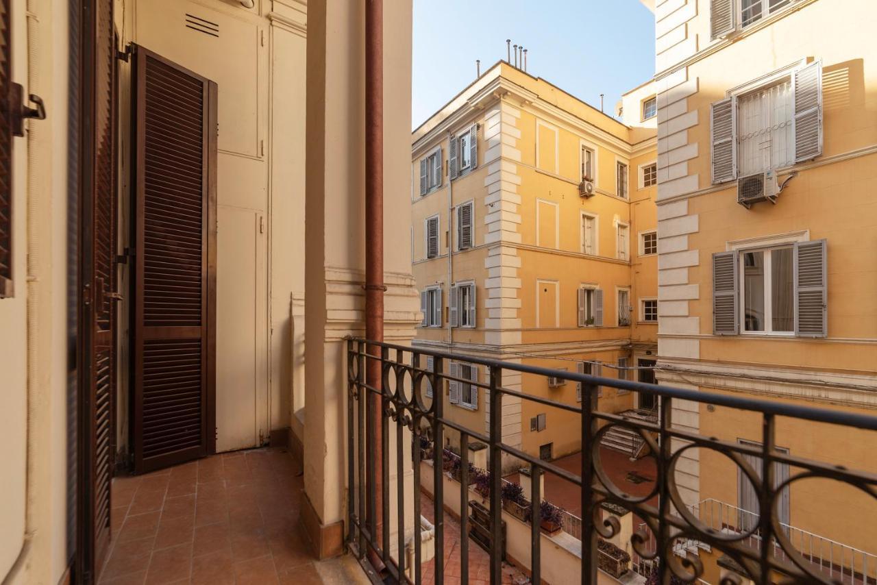 Residence Borgognoni Apartments Roma Exterior foto
