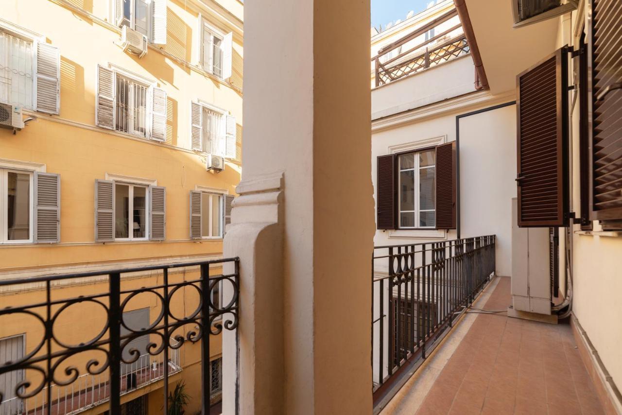 Residence Borgognoni Apartments Roma Exterior foto