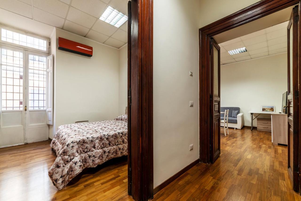 Residence Borgognoni Apartments Roma Exterior foto